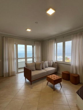 Apartamento gigante beira-mar